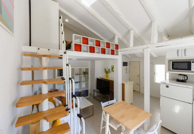Apartamento em Madrid - M (SVF154) Piso tipo loft de 1 dormitorio en el ce Apartamento em Madrid - M (SVF154) Piso tipo loft de 1 dormitorio en el ce