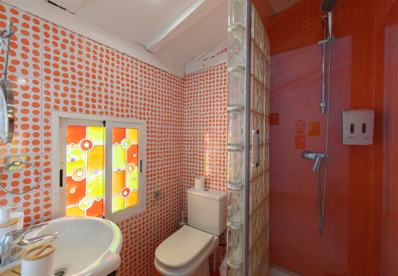 Apartamento em Madrid - M (SVF154) Piso tipo loft de 1 dormitorio en el ce Apartamento em Madrid - M (SVF154) Piso tipo loft de 1 dormitorio en el ce