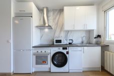 Apartamento em Madrid - M (VDZ36A) Piso moderno de 1 dormitorio con ventan