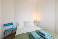 Apartamento em Madrid - M (FOV160I)Piso de 1 Dormitorio en Chamartín-Madri