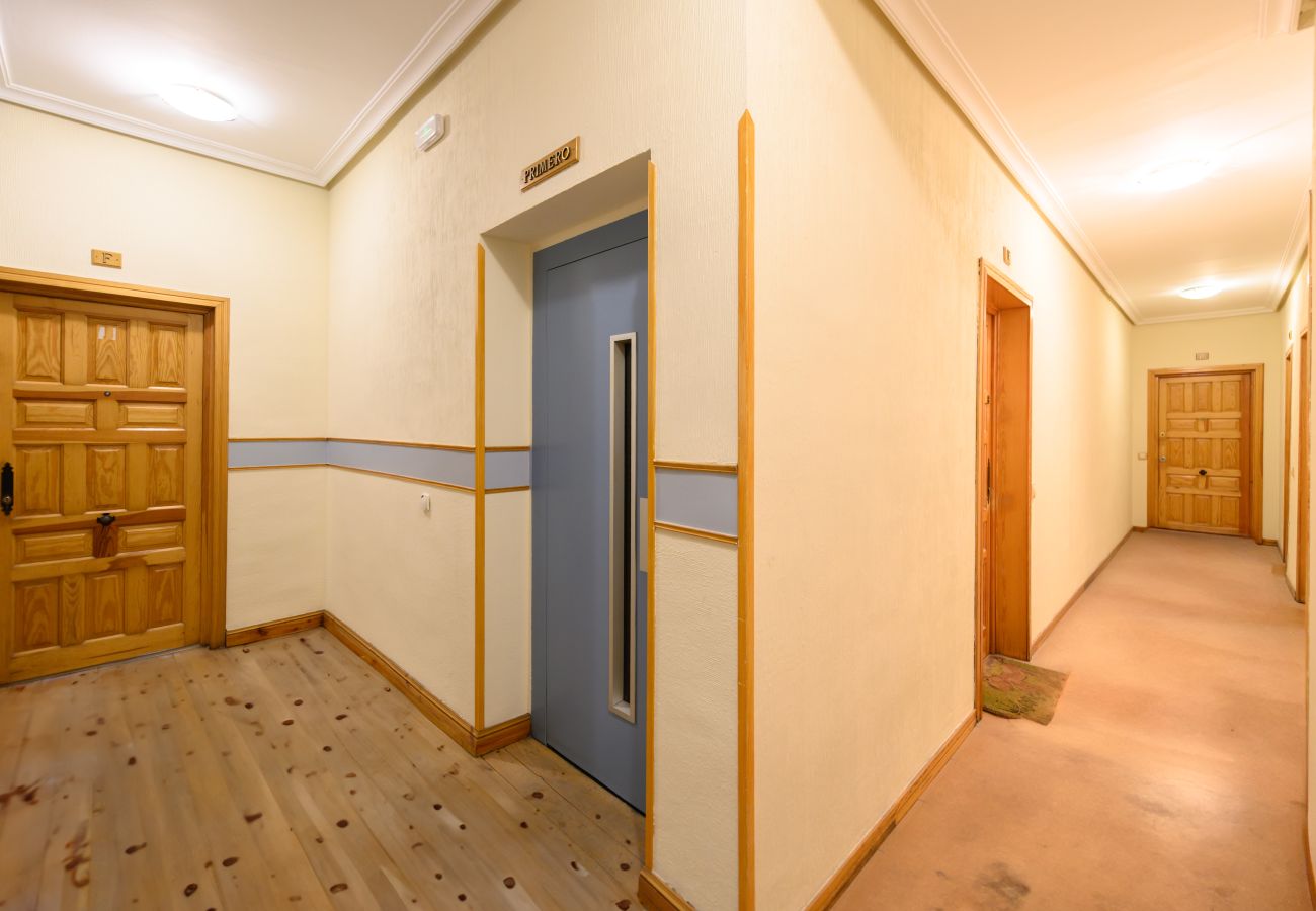 Apartamento em Madrid - M (REI251)Apartamento de Lujo en el Corazón de Mad Apartamento em Madrid - M (REI251)Apartamento de Lujo en el Corazón de Mad