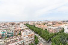 Apartamento em Madrid - M (AGPE322)Piso de 2 Dormitorios con Vistas a la C