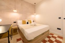 Apartamento em Madrid - M (AGU230)Tu hogar en la ciudad: piso de 3 habita
