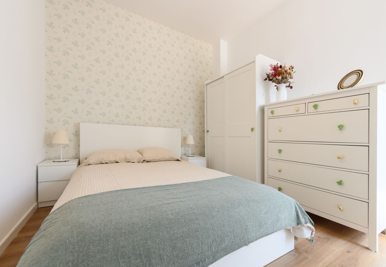 Apartamento em Madrid - M (ORE837)  Piso en Madrid_ 2 dormitorios y terraz Apartamento em Madrid - M (ORE837)  Piso en Madrid_ 2 dormitorios y terraz