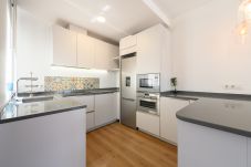 Apartamento em Madrid - M (ORE83)  Piso en Madrid_ 2 dormitorios y terraza
