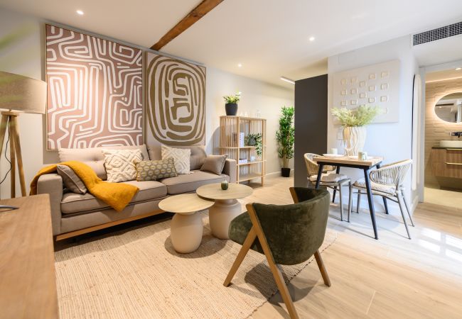 Apartamento em Madrid - M (ENC132)Acogedora vivienda en La Latina, una de