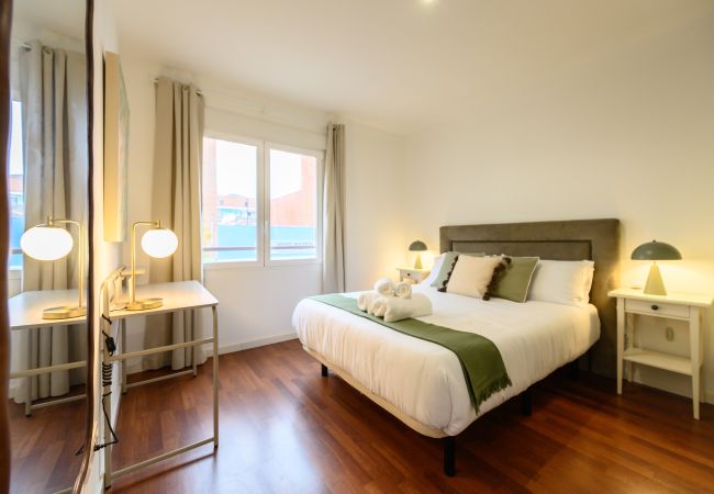 Apartamento em Madrid - M (MAL71B) Moderno piso de 1 dormitorio en  Madri