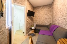 Apartamento em Madrid - M (JPA16BI) Acogedor piso 1 dormitorio en Tetuán