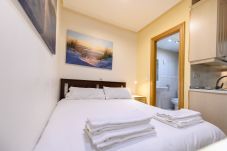 Estúdio em Madrid - M (VAL81A) Amplio estudio en el centro de Madrid