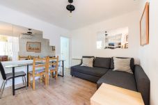 Apartamento em Madrid - M (POR183D) Amplio piso 2 dormitorios en La Latina