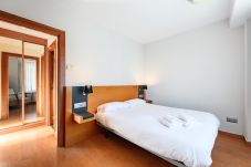 Apartamento em Madrid - M (MLE16A2320) Amplio piso 1 dormitorio en Chamart