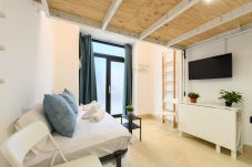 Apartamento em Madrid - M (RBL180) Acogedor dúplex en Salamanca
