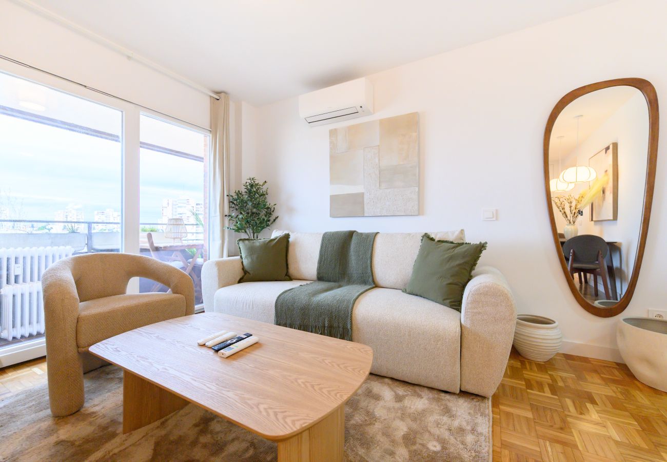 Apartamento em Madrid - M (MOS34D7E) Amplio y elegante piso de dos dormito