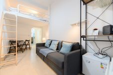 Apartamento em Madrid - M (IRI70) Acogedor Dúplex en el barrio Salamanca