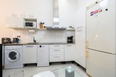 Apartamento em Madrid - M (SIL6BI) Moderno piso 1 dormitorio - Centro de M