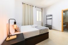 Apartamento em Madrid - M (DIN132F) Piso de 2 dormitorios y 3 baños en el