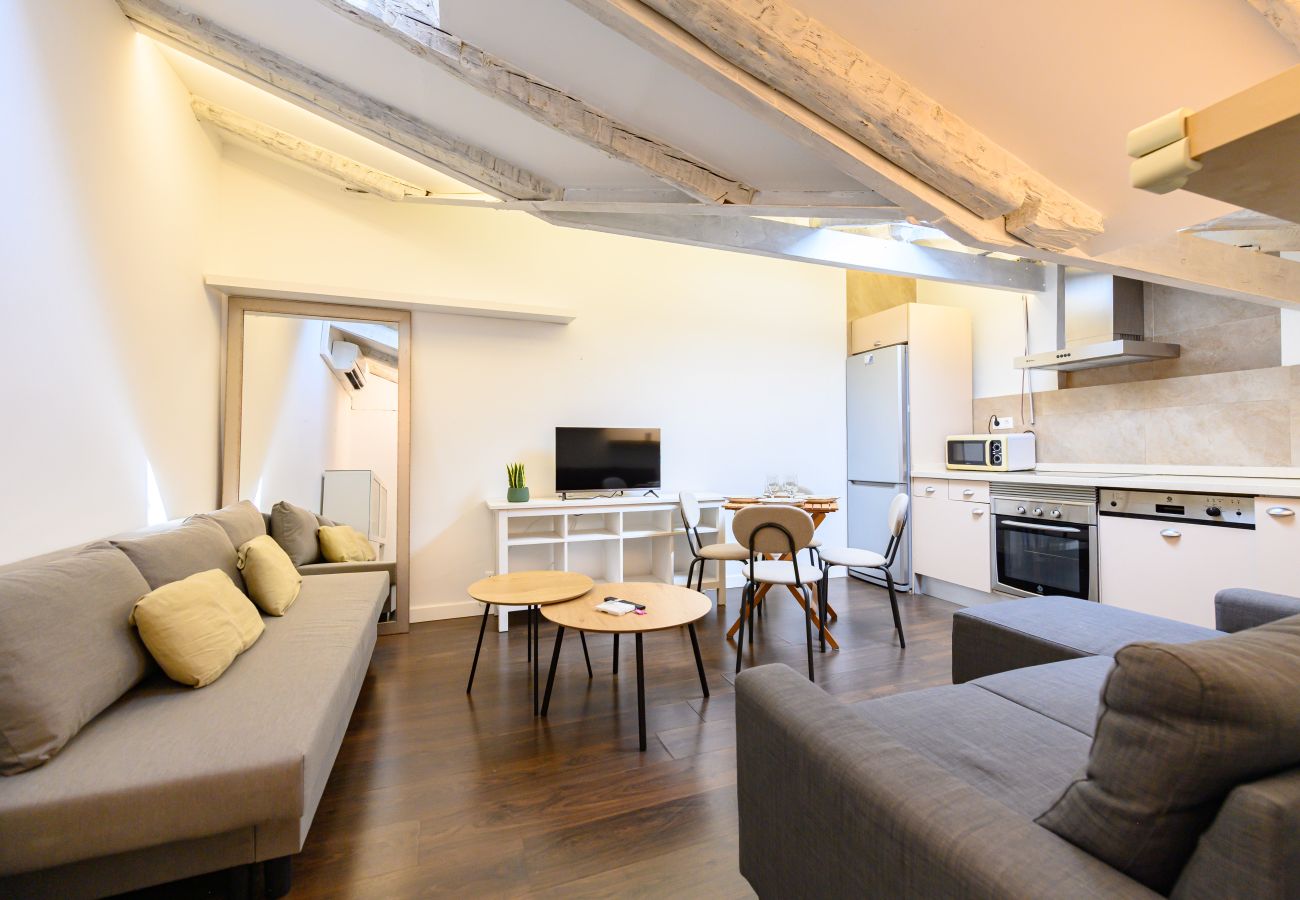Apartamento em Madrid - M (FER3452) Ático de 1 dormitorio en Moncloa