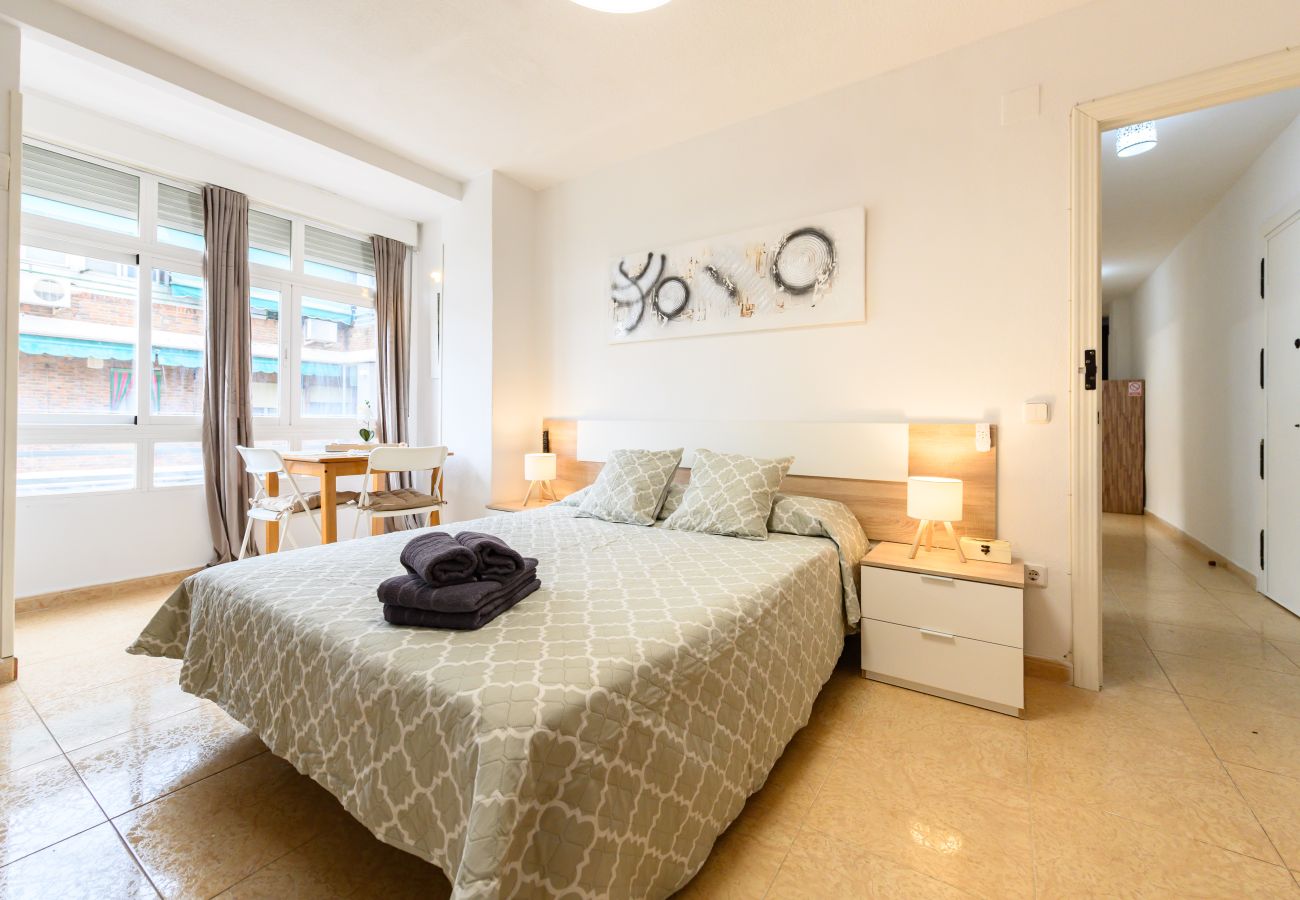 Apartamento em Madrid - M (PAL202B) Piso de 4 dormitorios en Villaverde