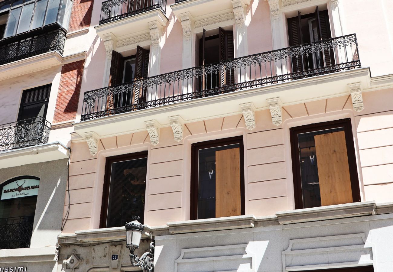 Apartment in Madrid - M (PRE102C) Apto. de diseño Puerta del Sol 6 Apartment in Madrid - M (PRE102C) Apto. de diseño Puerta del Sol 6