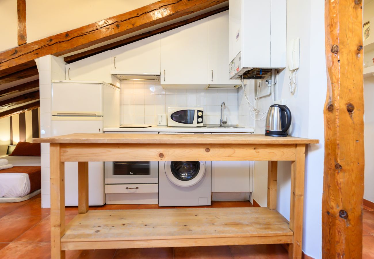 Studio in Madrid - M (COR25) ESTUDIO 4 PAX Studio in Madrid - M (COR25) ESTUDIO 4 PAX