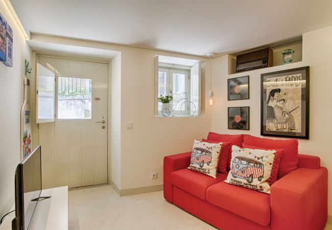 Studio in Lisbon - Alfama Boutique Apartment (C44) Studio in Lisbon - Alfama Boutique Apartment (C44)