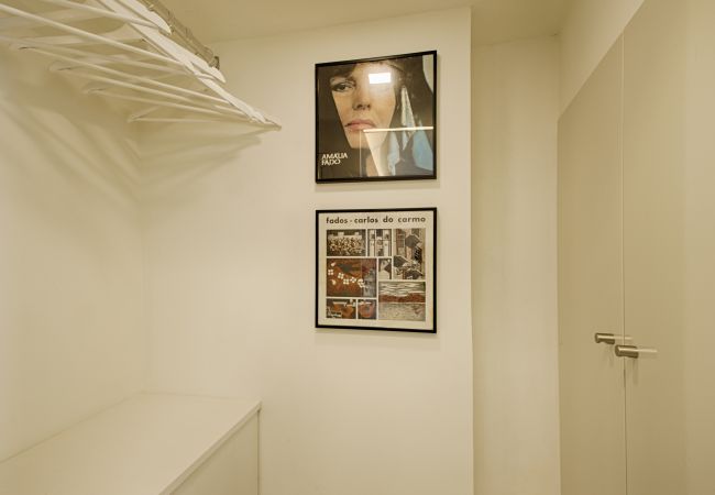 Studio in Lisbon - Alfama Boutique Apartment (C44) Studio in Lisbon - Alfama Boutique Apartment (C44)