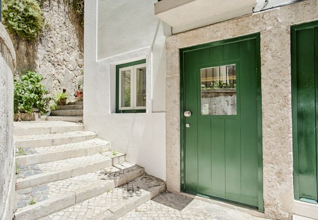 Studio in Lisbon - Alfama Boutique Apartment (C44) Studio in Lisbon - Alfama Boutique Apartment (C44)