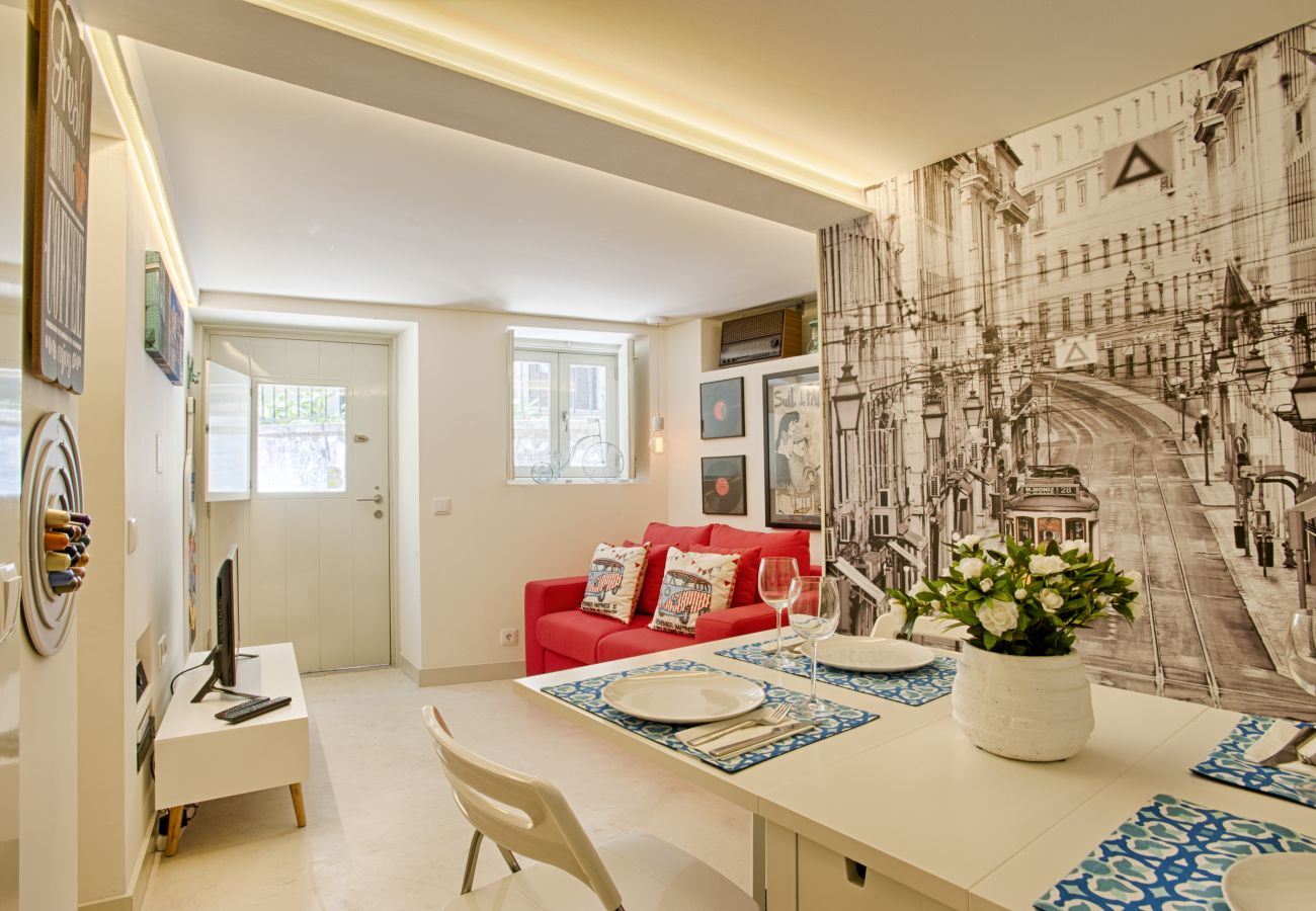 Studio in Lisbon - Alfama Boutique Apartment (C44) Studio in Lisbon - Alfama Boutique Apartment (C44)