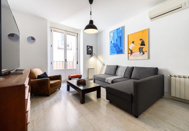 Apartment in Madrid - M (ESA81) Apto. Tribunal-Malasaña-Chueca