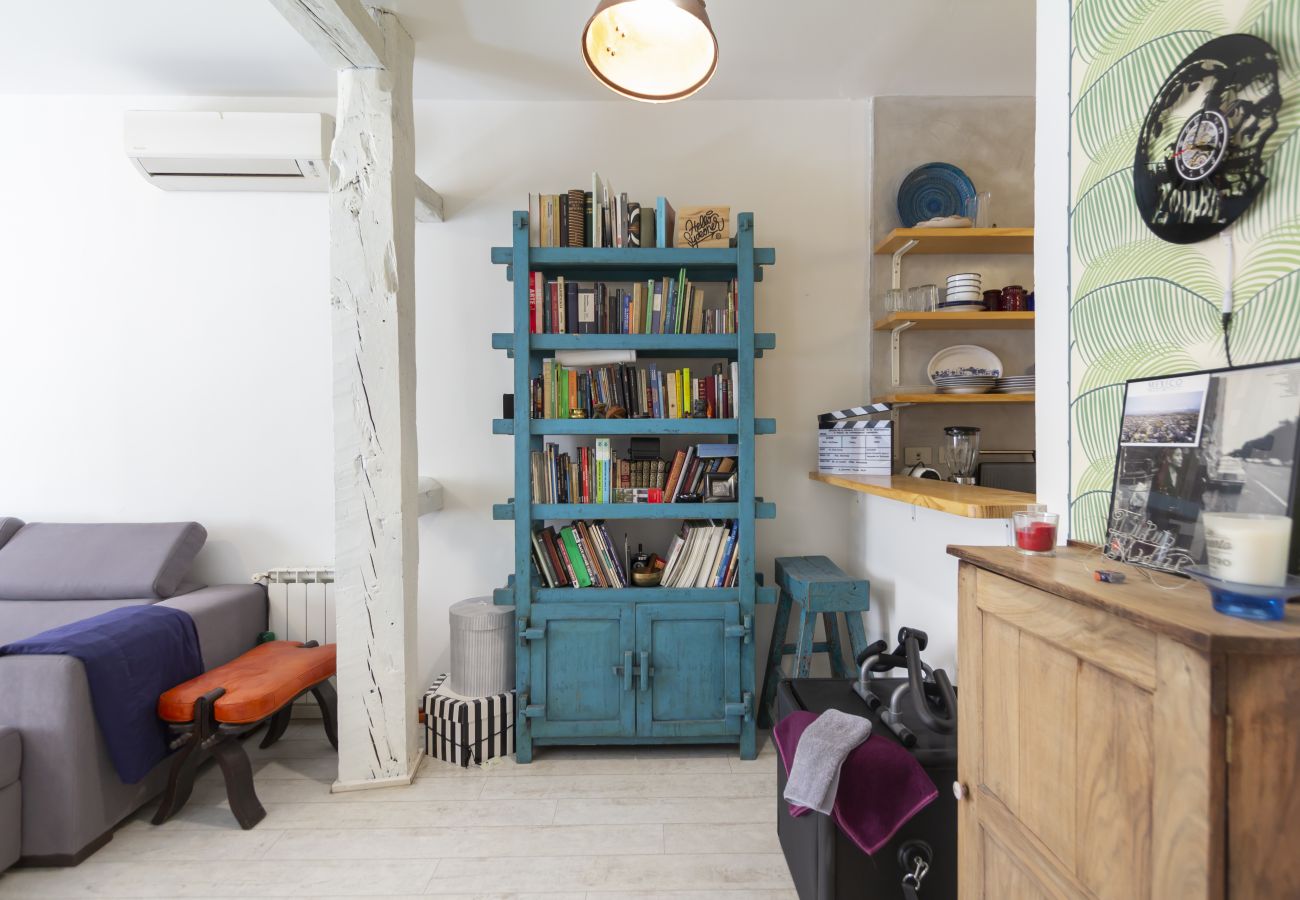 Apartment in Madrid - M (ESA81) Apto. Tribunal-Malasaña-Chueca Apartment in Madrid - M (ESA81) Apto. Tribunal-Malasaña-Chueca