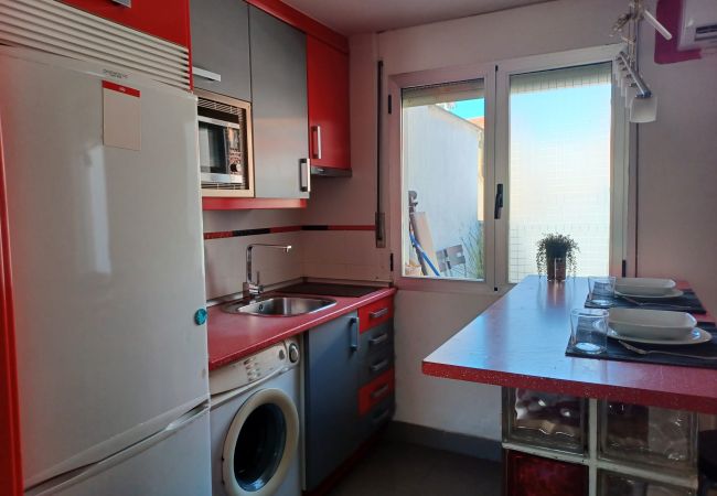 Apartment in Madrid - M (VAL375) Ap. Chueca-Fuencarral patio privado Apartment in Madrid - M (VAL375) Ap. Chueca-Fuencarral patio privado