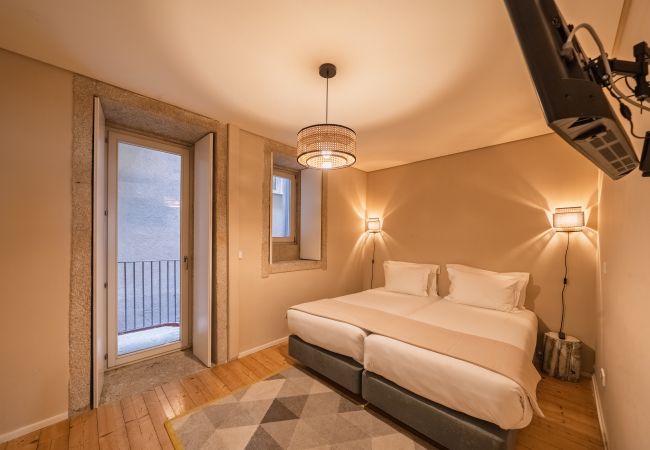 Apartment in Porto - Taipas 1