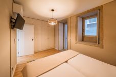 Apartment in Porto - Taipas 1
