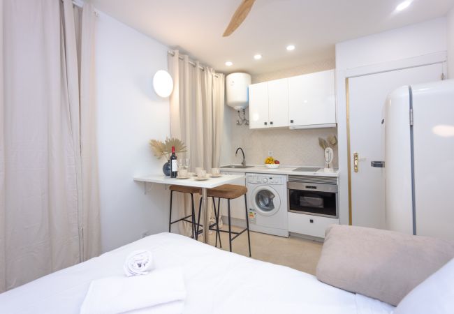 Apartment in Madrid - M (VAL1041) Coqueto y elegante ap. Chamberi-cerca  Apartment in Madrid - M (VAL1041) Coqueto y elegante ap. Chamberi-cerca