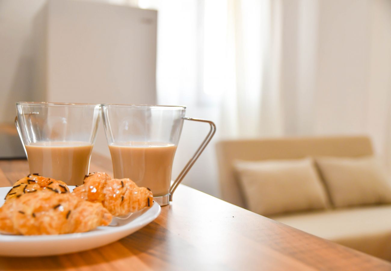 Studio in Madrid - M (MLU421) Apartamento TETUAN "CASTELLANA&quo Studio in Madrid - M (MLU421) Apartamento TETUAN "CASTELLANA&quo