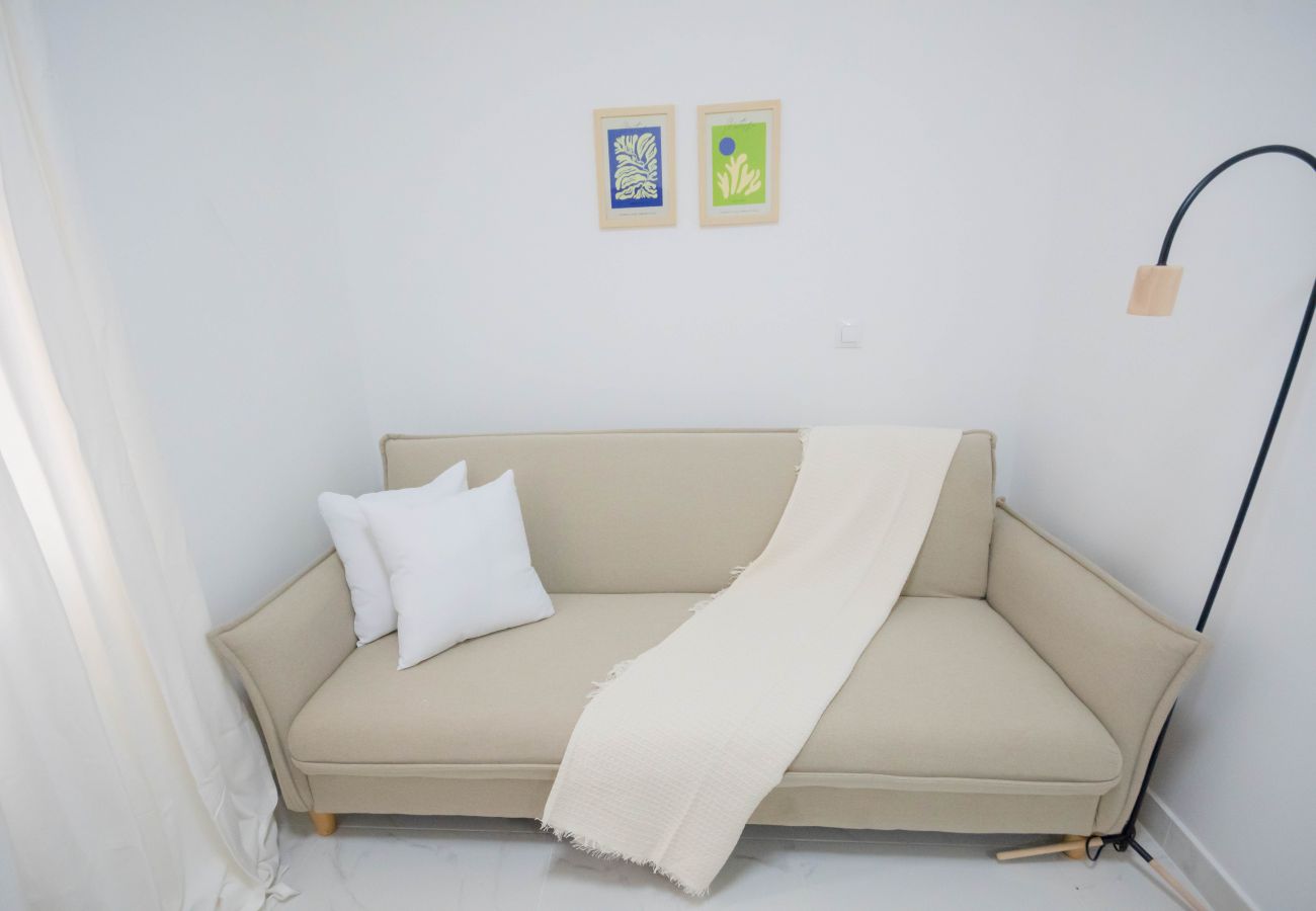Studio in Madrid - M (MLU4B1) TETUAN "EL CENTRO" Studio in Madrid - M (MLU4B1) TETUAN "EL CENTRO"