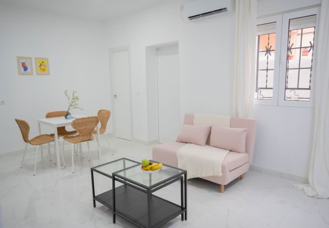 Studio in Madrid - M (MLU4B2) TETUAN "EL RETIRO" Studio in Madrid - M (MLU4B2) TETUAN "EL RETIRO"