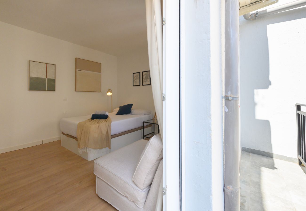 Studio in Madrid - M (MLU412) TETUAN "MALASAÑA" Studio in Madrid - M (MLU412) TETUAN "MALASAÑA"