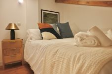 Studio in Madrid - M (MPE35G) Encantador Estudio con Cama en Mezanine