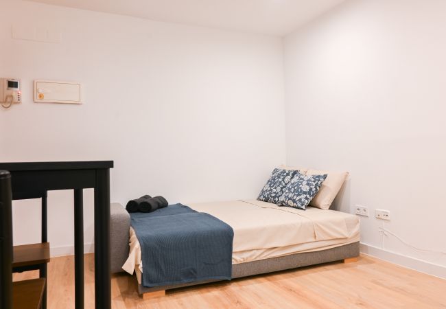 Studio in Madrid - M (SLR16)  Lindo estudio en barrio Justicia Studio in Madrid - M (SLR16)  Lindo estudio en barrio Justicia