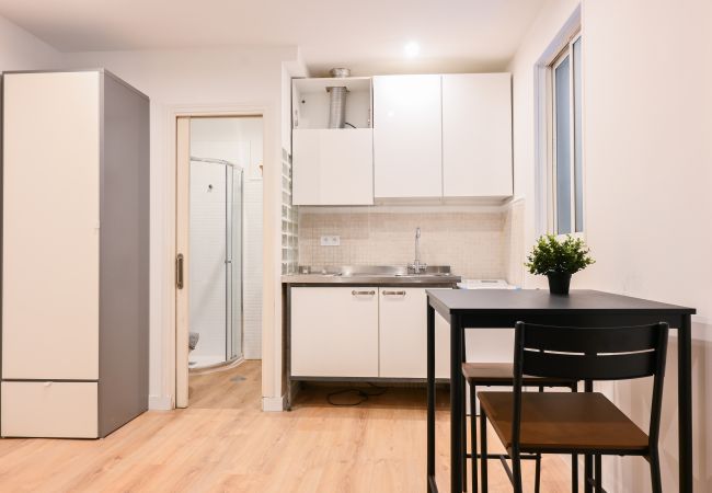 Studio in Madrid - M (SLR16)  Lindo estudio en barrio Justicia Studio in Madrid - M (SLR16)  Lindo estudio en barrio Justicia