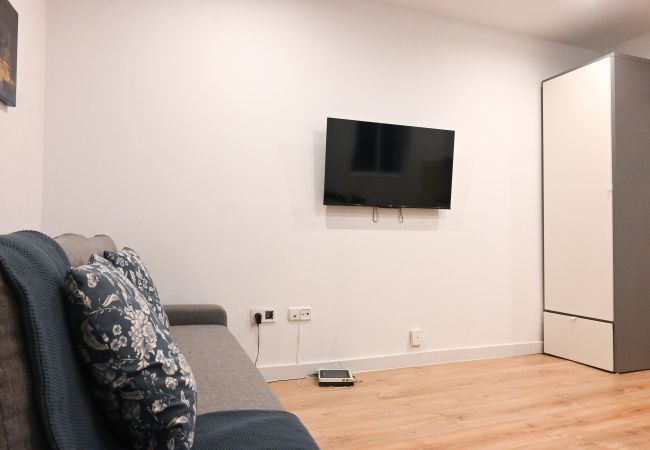 Studio in Madrid - M (SLR16)  Lindo estudio en barrio Justicia Studio in Madrid - M (SLR16)  Lindo estudio en barrio Justicia