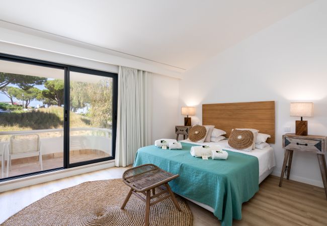 Apartment in Quinta do Lago - Quinta do Lago Luxury Beach Apartment (S50) Apartment in Quinta do Lago - Quinta do Lago Luxury Beach Apartment (S50)