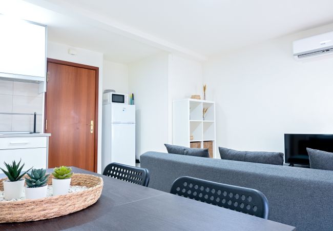 Apartment in Madrid - M (MEN551A) Acogedor Apartamento en Vallecas Apartment in Madrid - M (MEN551A) Acogedor Apartamento en Vallecas