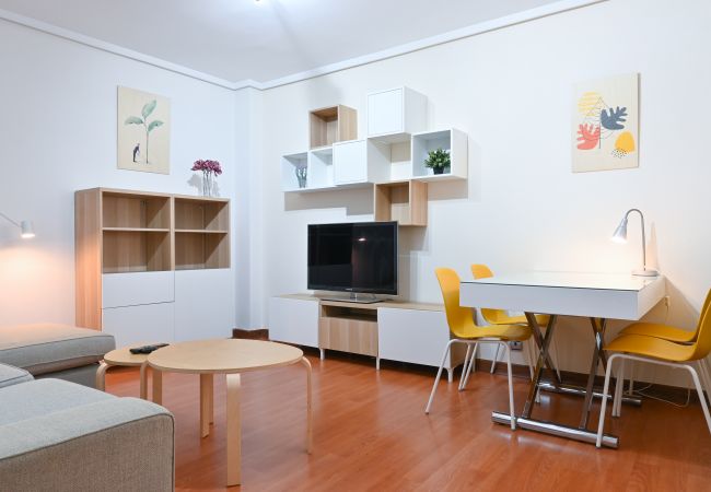 Apartment in Madrid - M (ECA103)Acogedora vivienda de 2 dormitorios en C Apartment in Madrid - M (ECA103)Acogedora vivienda de 2 dormitorios en C