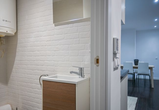 Apartment in Madrid - M (SEN1692)Amplio Apartamento con Balcón en Calle  Apartment in Madrid - M (SEN1692)Amplio Apartamento con Balcón en Calle