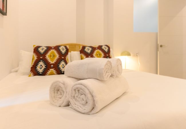 Apartment in Madrid - M (FEI70)Elegancia y Confort en el Corazón de Cham Apartment in Madrid - M (FEI70)Elegancia y Confort en el Corazón de Cham