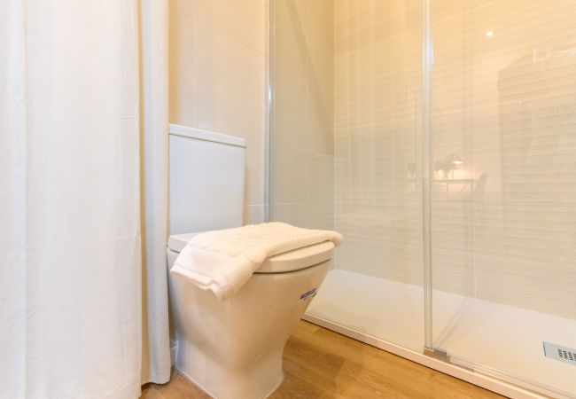 Apartment in Madrid - M (FEI70)Elegancia y Confort en el Corazón de Cham Apartment in Madrid - M (FEI70)Elegancia y Confort en el Corazón de Cham