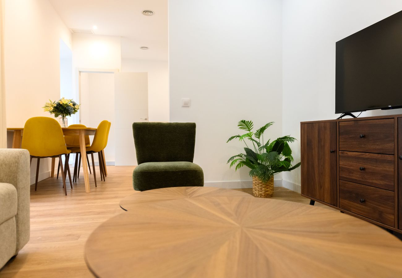 Apartment in Madrid - M (FEI70)Elegancia y Confort en el Corazón de Cham Apartment in Madrid - M (FEI70)Elegancia y Confort en el Corazón de Cham