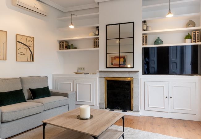 Apartment in Madrid - M (SEN352)Elegante y luminoso piso en el corazón d Apartment in Madrid - M (SEN352)Elegante y luminoso piso en el corazón d